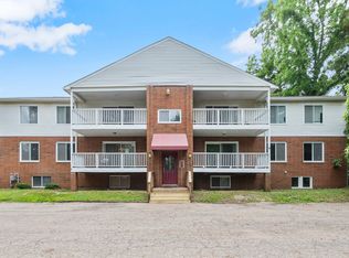 600 W Michigan Ave APT 8, Paw Paw, MI 49079