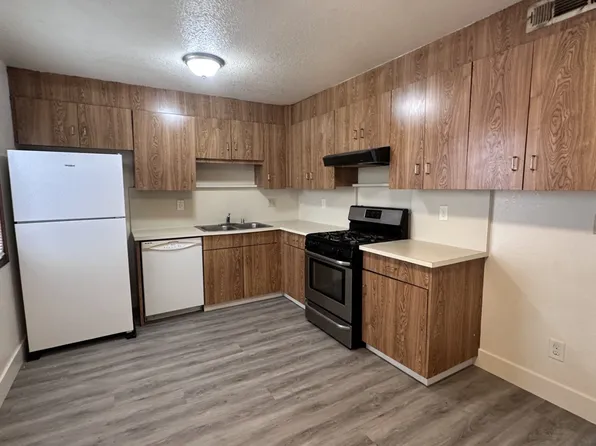 865 Mitchell Ave, Turlock, CA