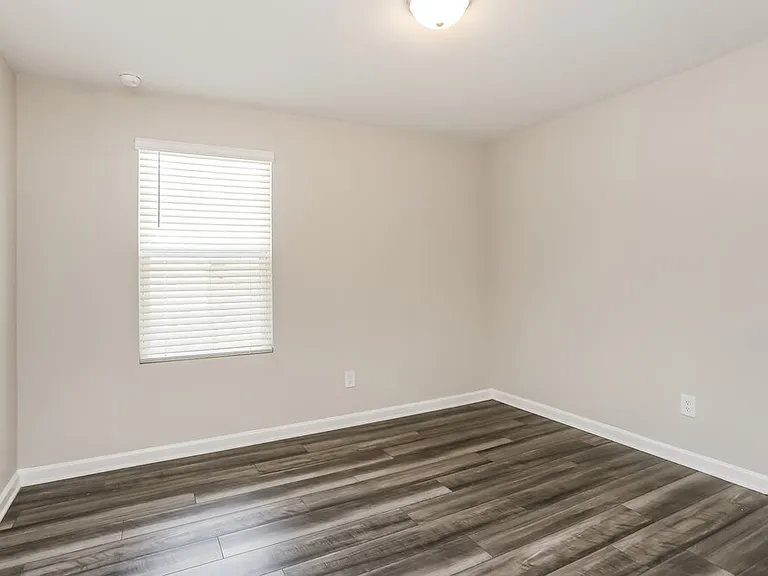 4064 Kendrick Cir — Photo 18
