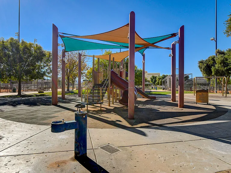 706 Eros Ct — Photo 8