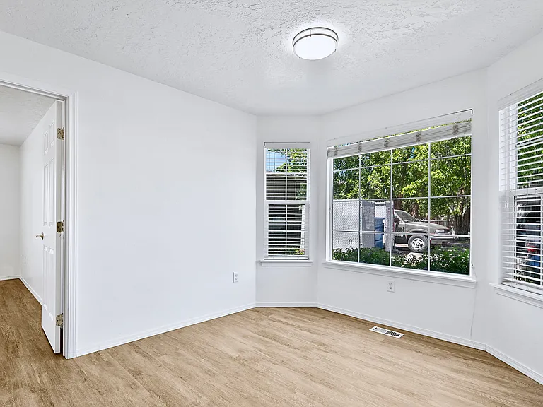 5775 N Garrett St #102 — Photo 14
