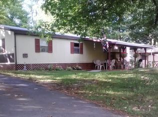 45009 Carnegie Bay Rd #9, Alexandria Bay, NY 13607