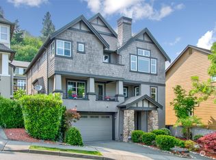 711 Lingering Pine Dr NW, Issaquah, WA 98027