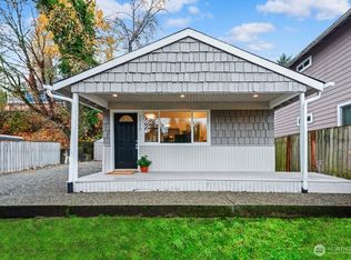 7552 21st Ave SW, Seattle, WA 98106