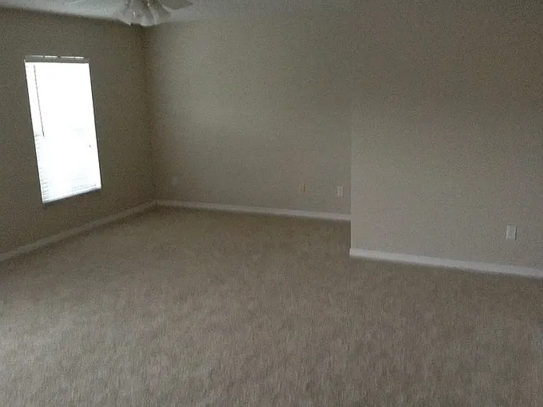 3820 Silverbell Loop — Photo 13