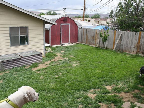 3rd image of 212 W Rio Blanco Ave