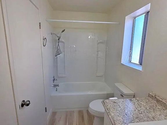 5th image of 1130 Melton Dr