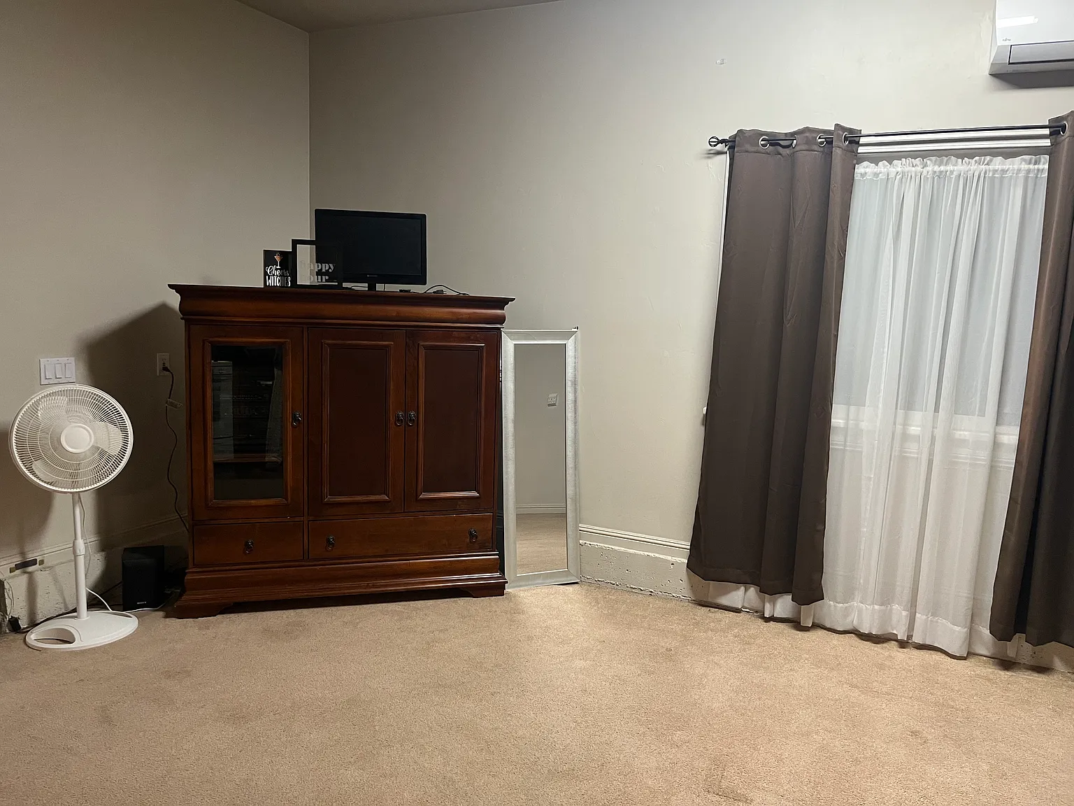 1 bed, 750 sqft, $1,400 — Photo 4