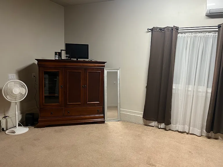 1640 Maryland Ave #1 — Photo 4
