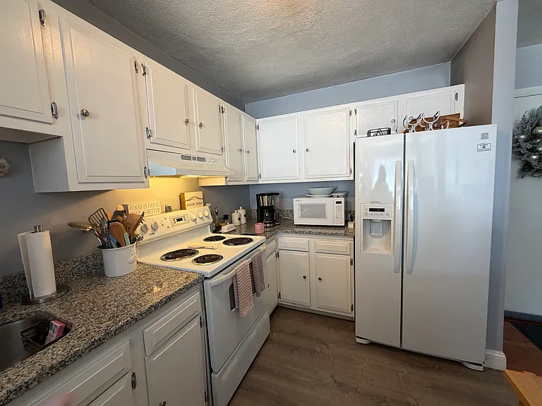 461 Washington St #304 — Photo 6