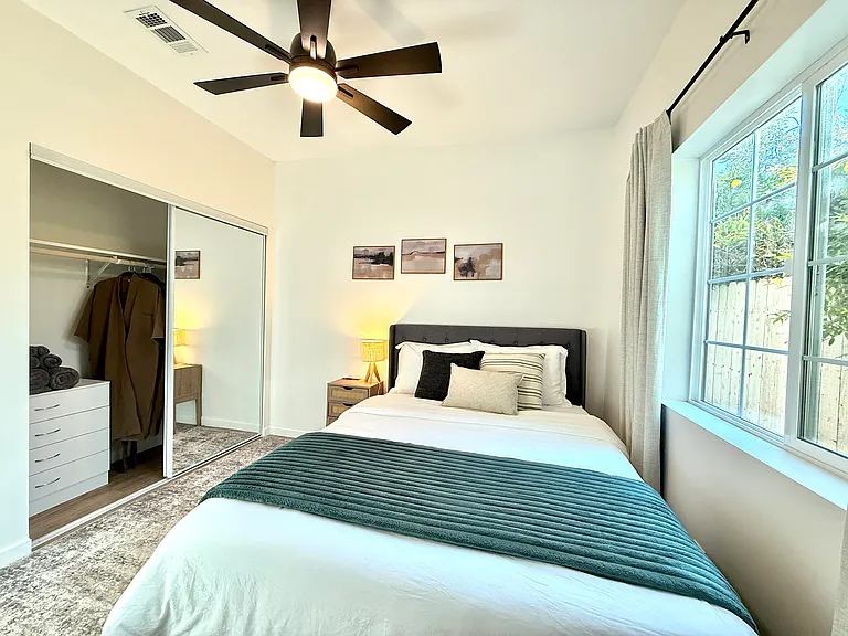 3229 S Sherbourne Dr — Photo 44