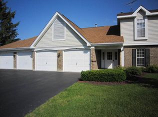 311 N Creekside Trl, McHenry, IL 60050