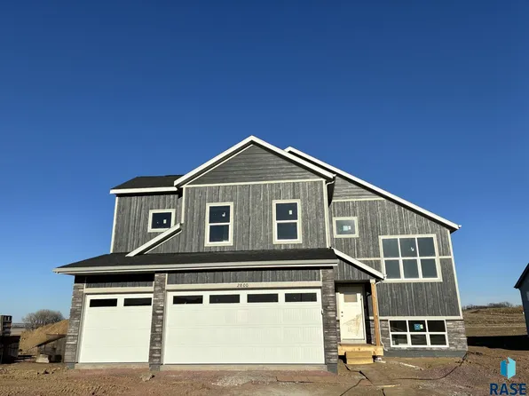 2800 S Copper Creek Ave, Sioux Falls, SD 57110