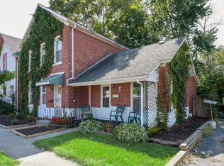 214 E East St, Hobart, IN 46342