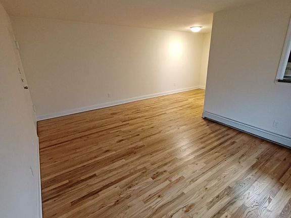 3rd image of 4621 Heckman St #229