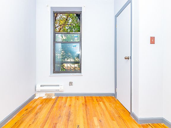 5th image of 425 Wythe Ave #2A