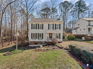 1001 Ashbrook Landing Rd, Midlothian, VA 23114