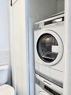 Rented by Compass | media 13