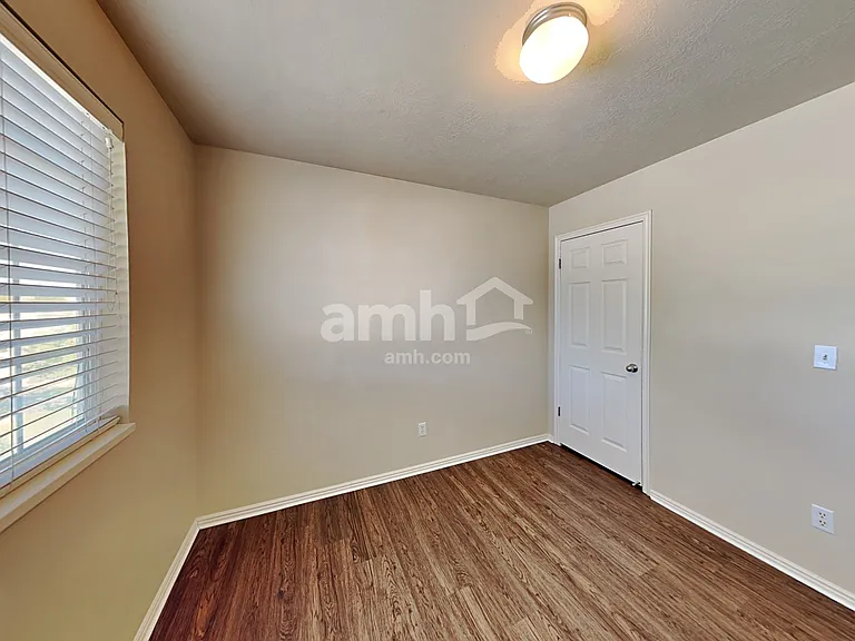 816 N Crimson Ln — Photo 19