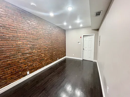 Rented by Ink Realty Services LLC | media 11