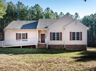 145 Rivers Bend Ln, Bumpass, VA 23024
