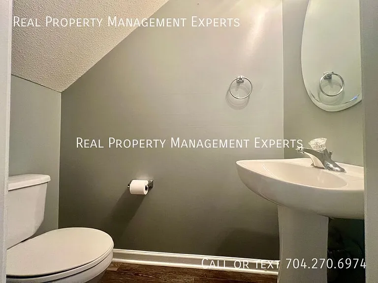 12438 Hennigan Place Ln — Photo 11