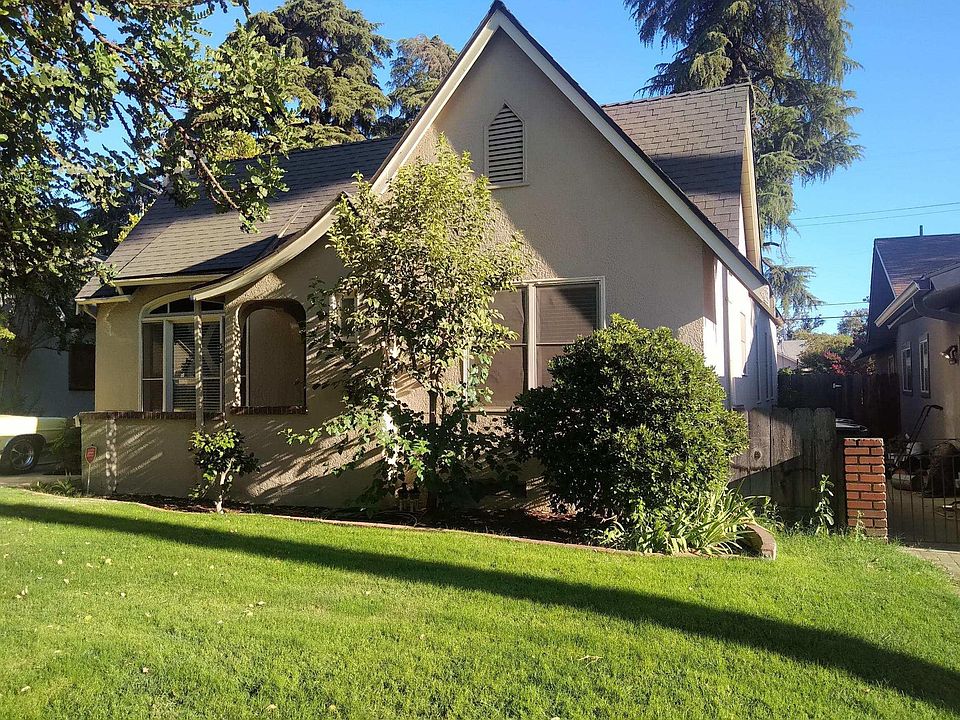 1st image of 320 E Vassar Ave
