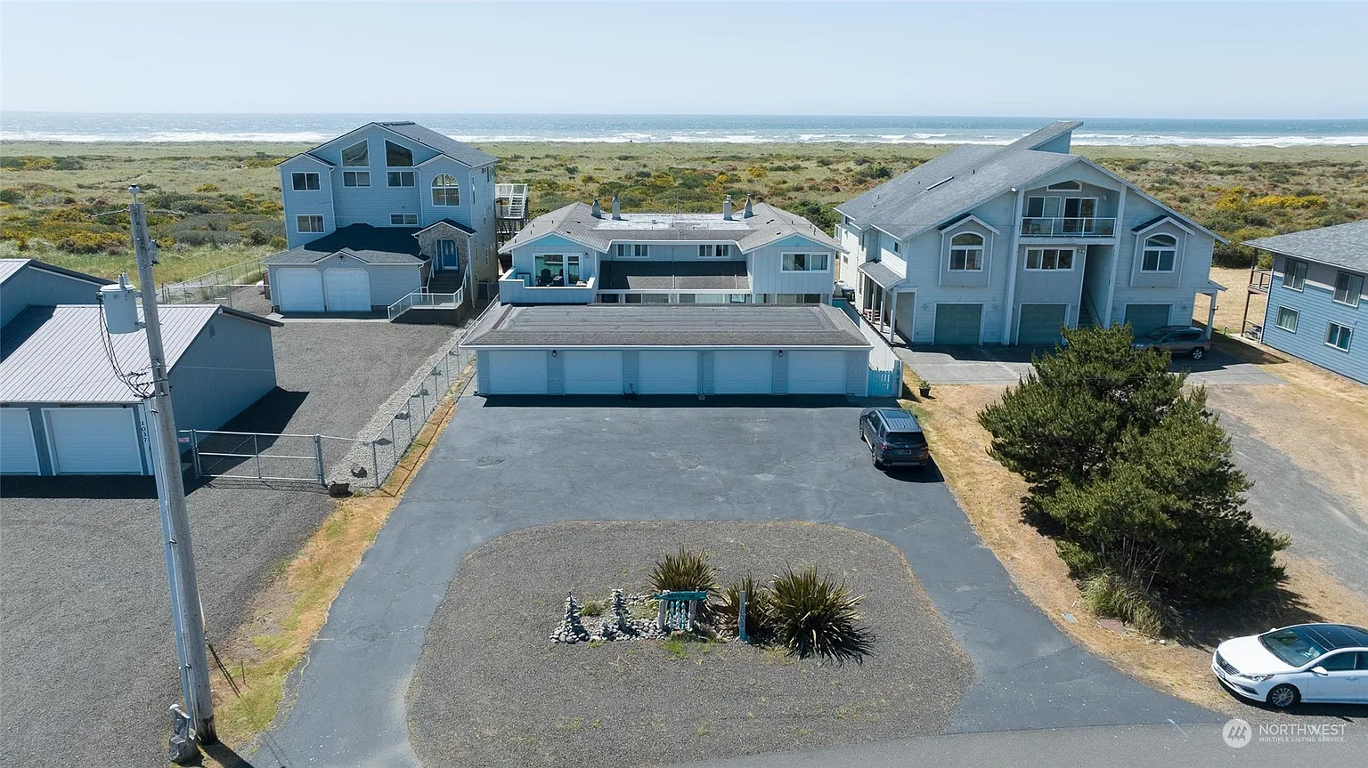 1031 S Sand Dune Avenue SW #B photo 1