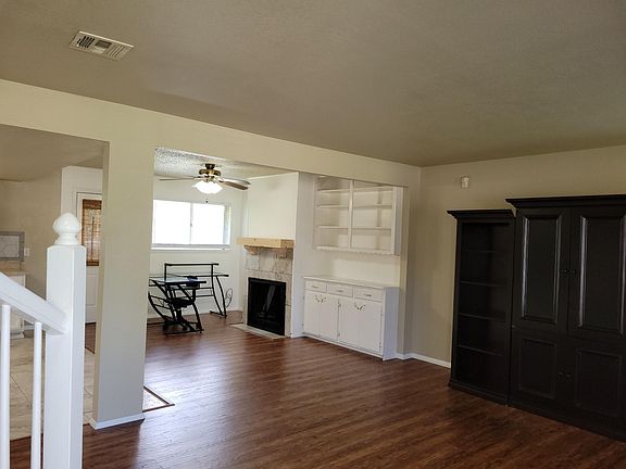 2nd image of 101 Vickie Dr
