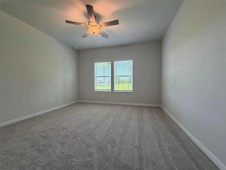 533 Shoreview Dr — Photo 8