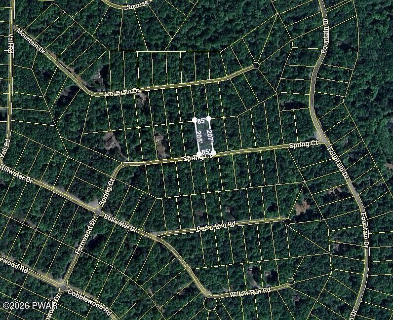 2nd image of 13 Spring Ln