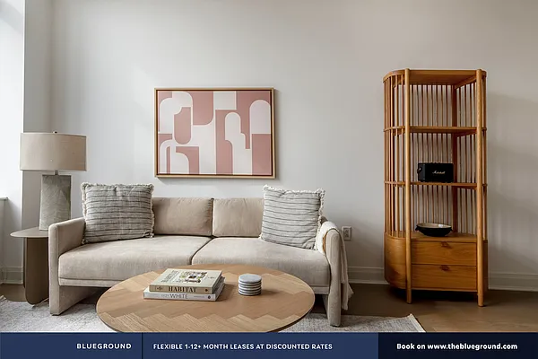 Rented by The Blueground | media 3