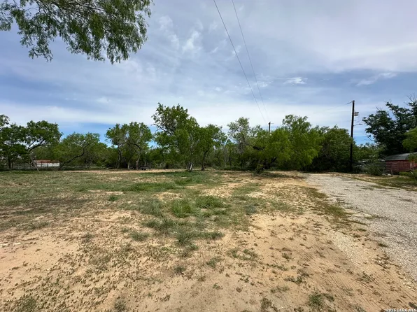 TBD E 2nd LOT 9, Elmendorf, TX 78112