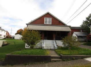 211 Locust Ave, Clairton, PA 15025