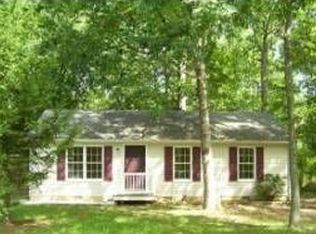 312 Thunderbird Dr, Lusby, MD 20657