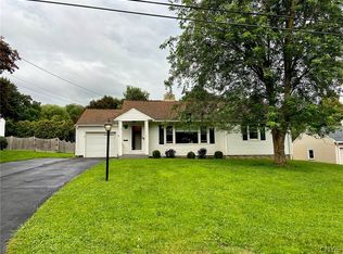 3 Lower Woods Rd S, Utica, NY 13501