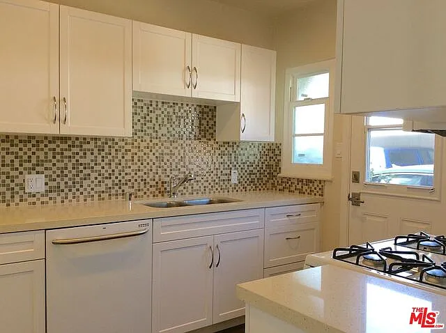 1844 El Cerrito Pl #3 — Photo 5