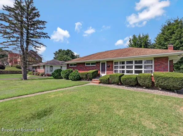 812 Glenwood Rd, Old Forge, PA 18518