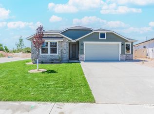 353 S Adventure Way, Kuna, ID 83634