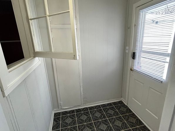 910-914 N 11th St #2