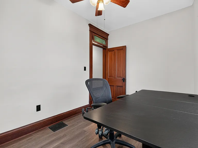 1439 S High St — Photo 26
