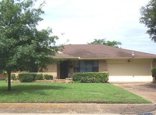 5669 Trailwood Dr, Dallas, TX 75241