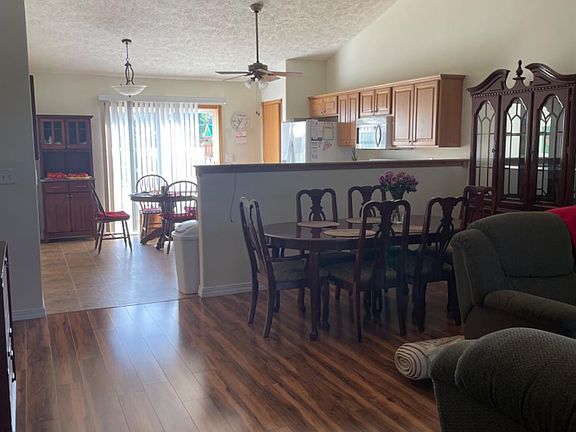 2nd image of 1338 Csokasy Ln