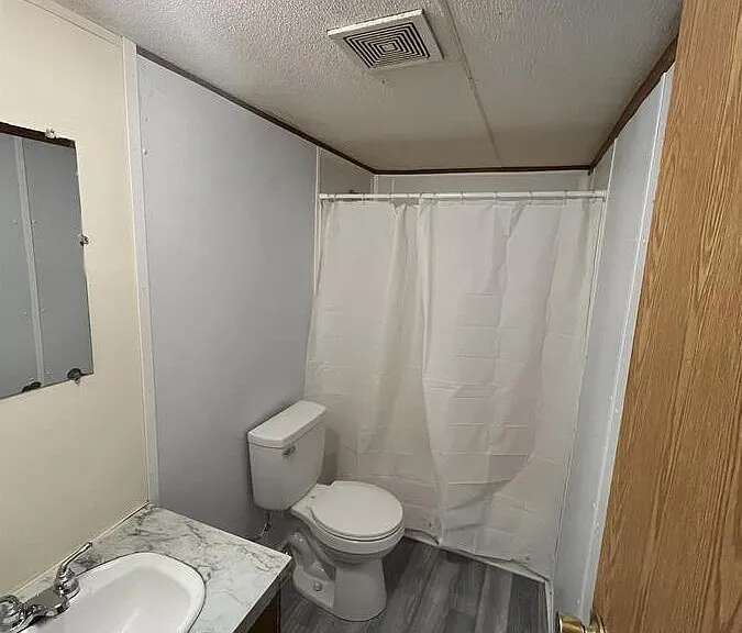 4100 Walnut St #91 — Photo 5