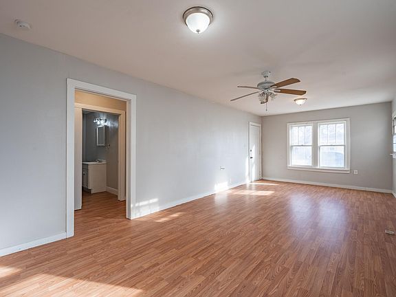 5th image of 1104 SW 20th Ave #A