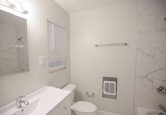 3rd image of 1734 9th Ave APT A