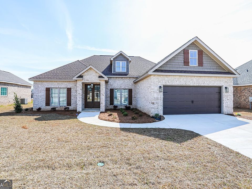 1st image of 119 Woodwinds Ct