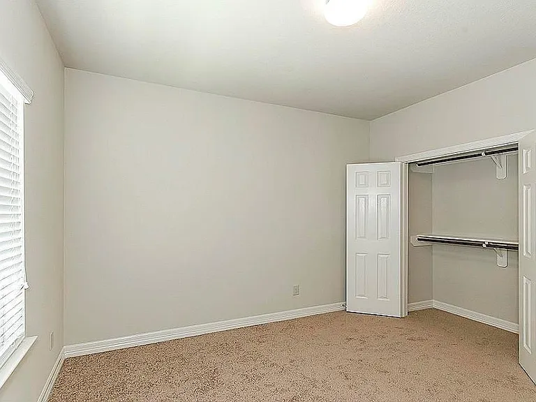 64 Woodland Hills Dr #A — Photo 16