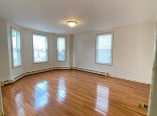 228 Elm St, Somerville, MA 02144