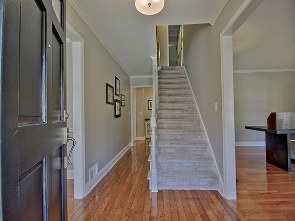 4th image of 117 Cloister Dr